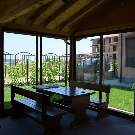 招待所 Georgievi 3*